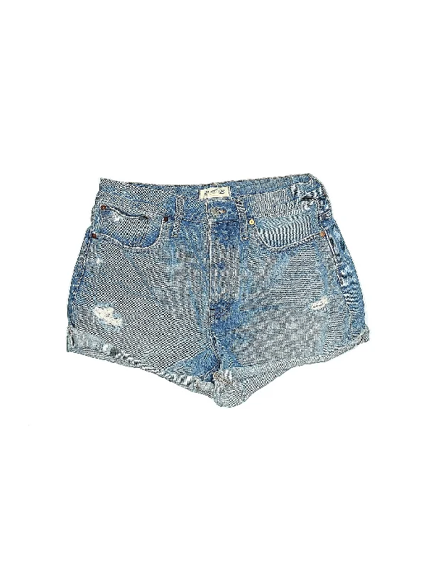 High-Rise Denim Shorts in Light Wash