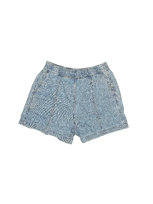 High-Rise Denim Shorts in Light Wash