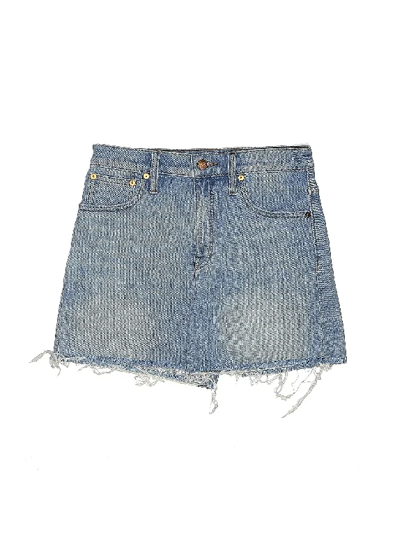 High-Rise Denim Shorts in Medium Wash