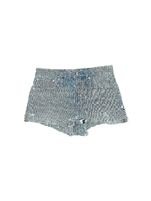 Low-Rise Denim Shorts in Light Wash