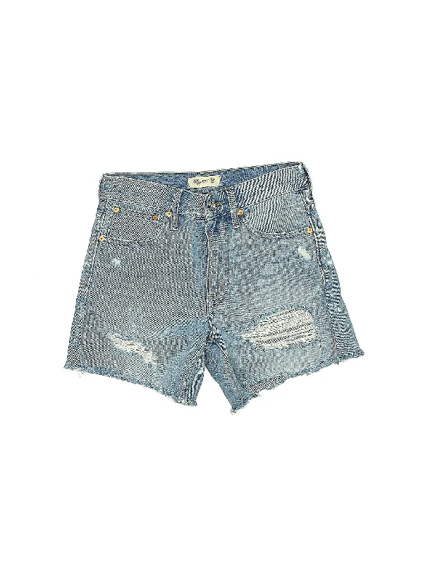 Mid-Rise Denim Shorts in Light Wash