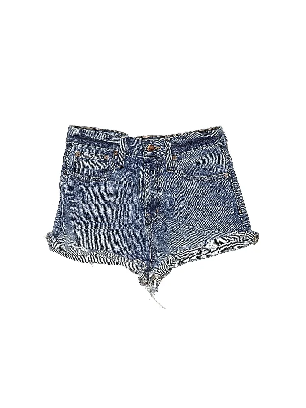 Mid-Rise Denim Shorts in Light Wash