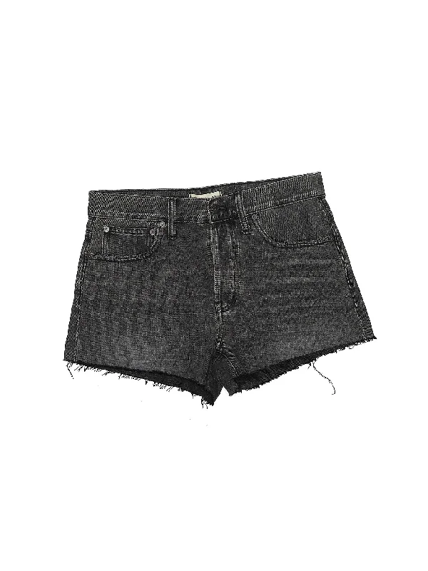 Mid-Rise Denim Shorts in Light Wash