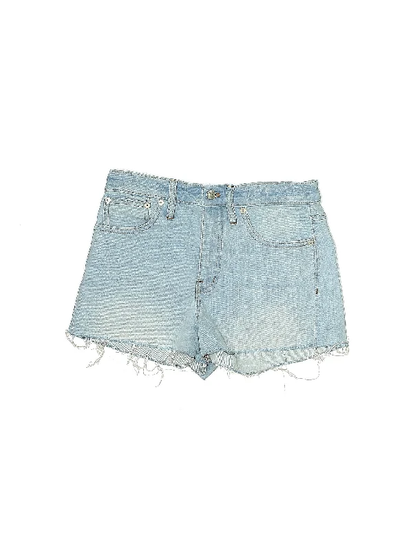 Mid-Rise Denim Shorts in Light Wash