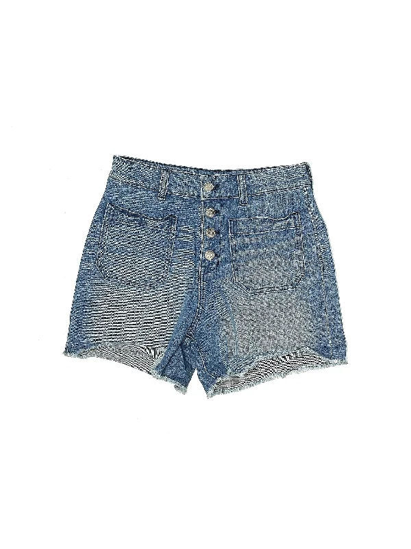 Mid-Rise Denim Shorts in Light Wash