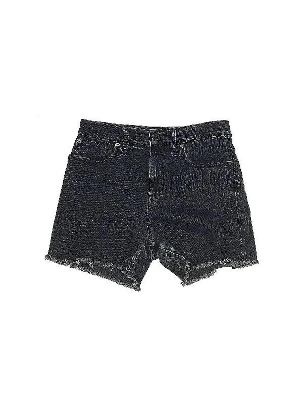 Mid-Rise Denim Shorts in Light Wash