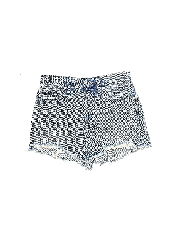 Mid-Rise Denim Shorts in Light Wash