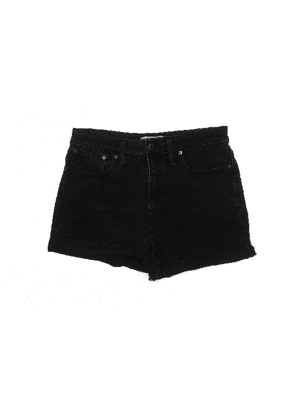 Mid-Rise Denim Shorts in Medium Wash